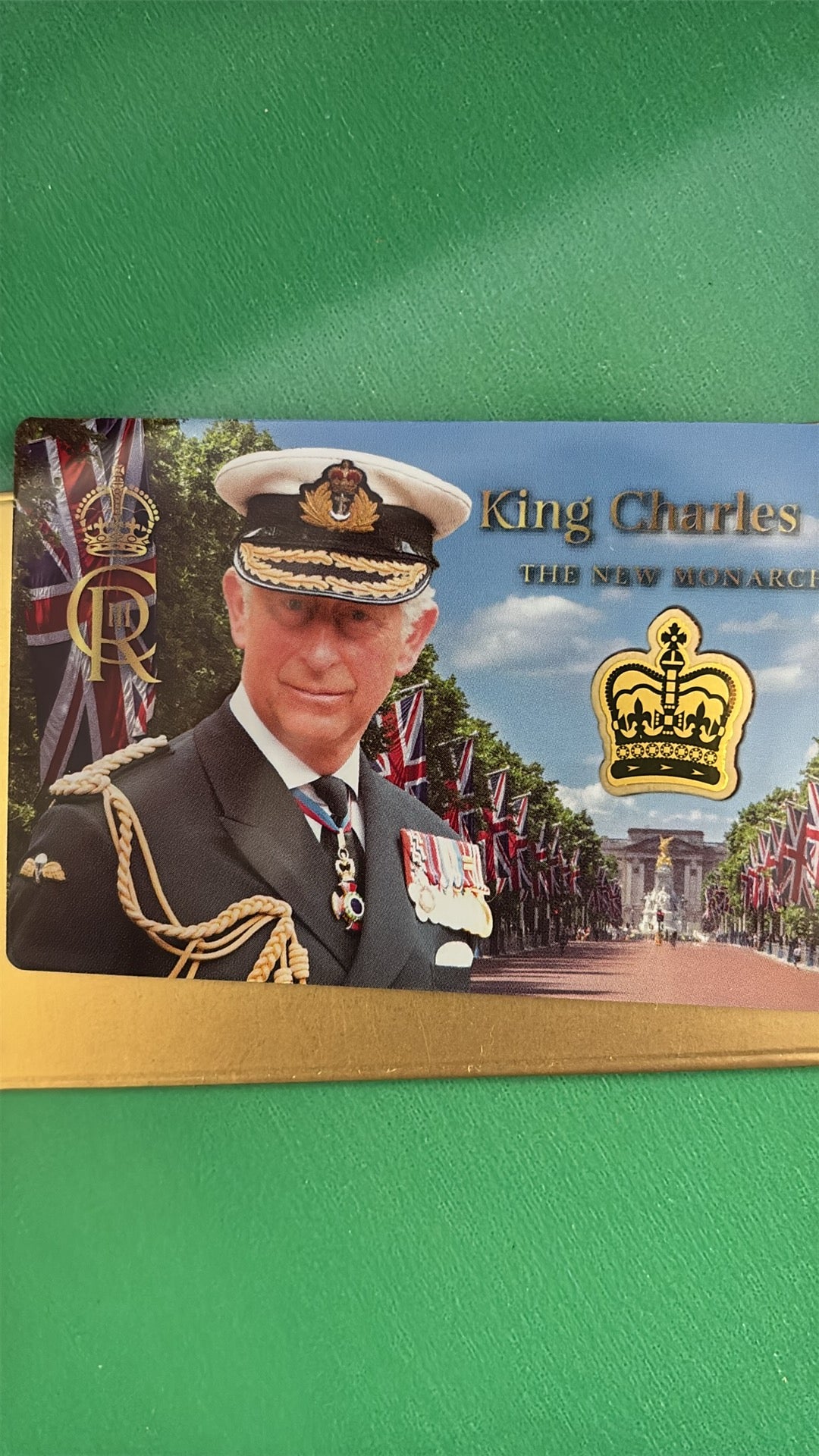 1/1000oz .999 Gold Charles Crown